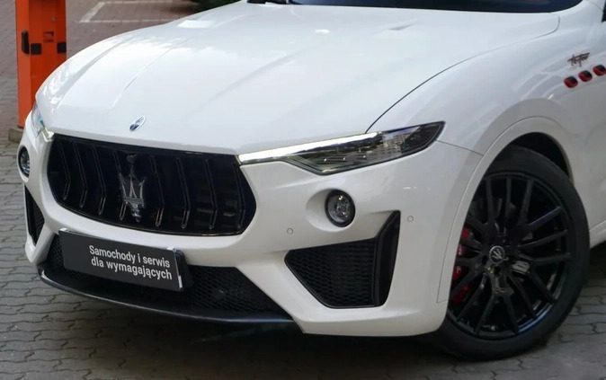 Maserati Levante cena 649900 przebieg: 54000, rok produkcji 2022 z Iłowa małe 497